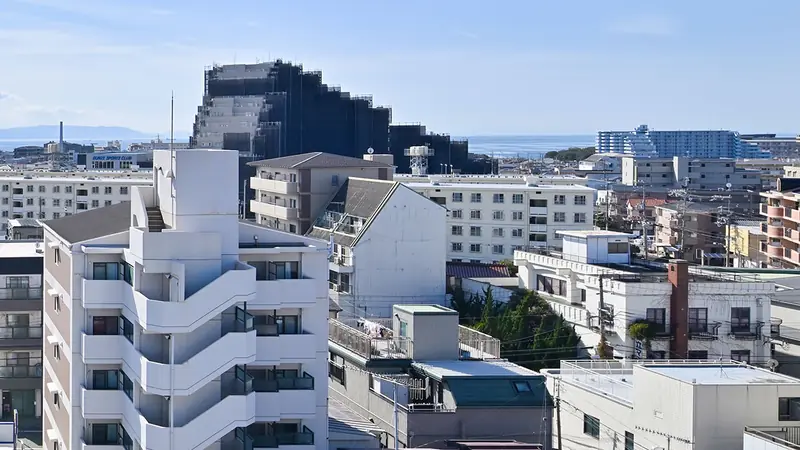投資用マンションが立ち並ぶ街並み